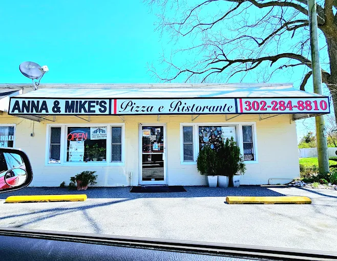 Anna & Mike's Pizza