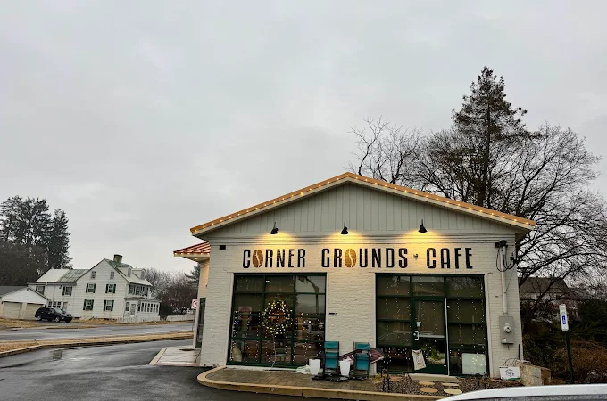 Corner Grounds Cafe